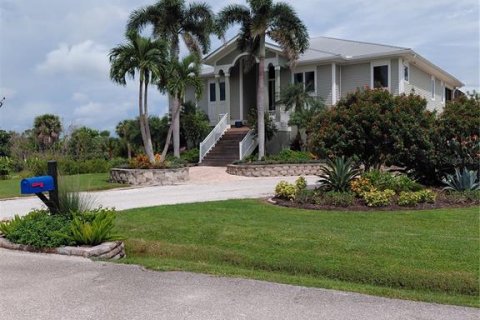 Land in Placida, Florida № 1910385 - photo 9