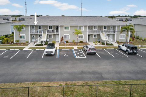 Condo in Punta Gorda, Florida, 2 bedrooms № 2119418