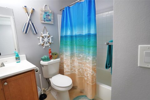 Condominio en venta en Brandon, Florida, 2 dormitorios, 85.1 m2 № 1907352 - foto 18