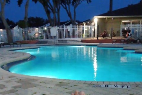 Condominio en venta en Brandon, Florida, 2 dormitorios, 85.1 m2 № 1907352 - foto 24
