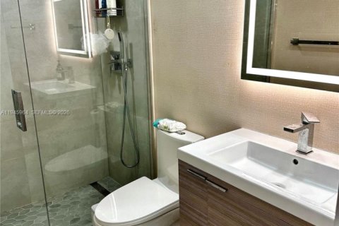 Снять в аренду кондоминиум в Санни-Айлс-Бич, Флорида 1 спальня, 64.75м2, № 2002545 - фото 2