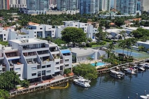 Снять в аренду кондоминиум в Санни-Айлс-Бич, Флорида 1 спальня, 64.75м2, № 2002545 - фото 14