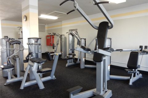 Снять в аренду кондоминиум в Санни-Айлс-Бич, Флорида 1 спальня, 64.75м2, № 2002545 - фото 20