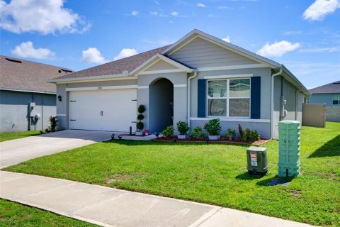 Villa ou maison à vendre à Zellwood, Floride: 3 chambres, 155.33 m2 № 2195768 - photo 4