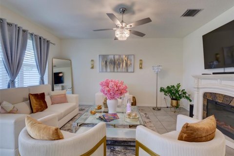 Villa ou maison à vendre à Zellwood, Floride: 3 chambres, 155.33 m2 № 2195768 - photo 28