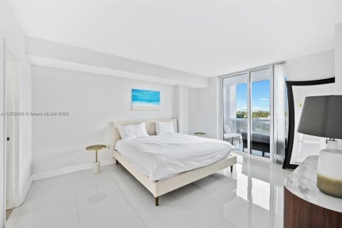 Condominio en alquiler en Bal Harbour, Florida, 1 dormitorio, 83.24 m2 № 1927007 - foto 20