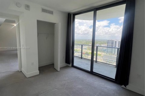 Condo in Miami, Florida, 1 bedroom  № 1868454 - photo 6