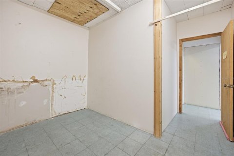 Immobilier commercial à vendre à Bronson, Floride: 187.76 m2 № 2219166 - photo 17
