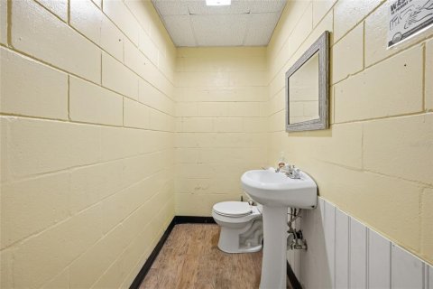 Immobilier commercial à vendre à Bronson, Floride: 187.76 m2 № 2219166 - photo 21