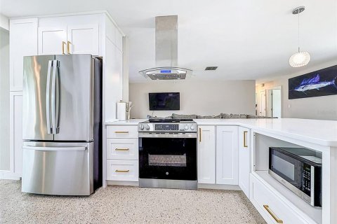 Casa en venta en Tampa, Florida, 3 dormitorios, 182.55 m2 № 2386812 - foto 20