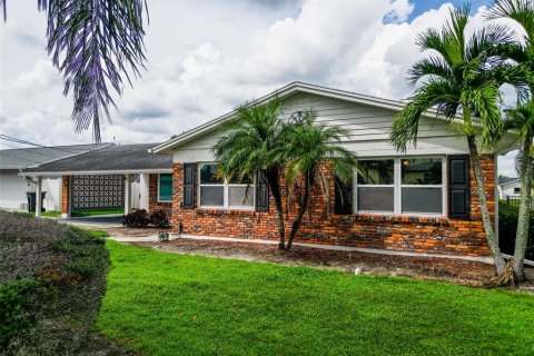 Casa en Tampa, Florida 3 dormitorios, 182.55 m2 № 2386812