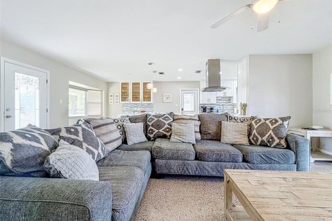 Casa en venta en Tampa, Florida, 3 dormitorios, 182.55 m2 № 2386812 - foto 27
