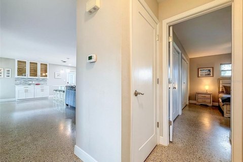 Casa en venta en Tampa, Florida, 3 dormitorios, 182.55 m2 № 2386812 - foto 30