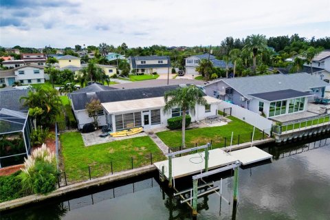 Casa en venta en Tampa, Florida, 3 dormitorios, 182.55 m2 № 2386812 - foto 8