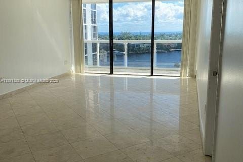 Condo in Aventura, Florida, 2 bedrooms  № 1857515 - photo 4