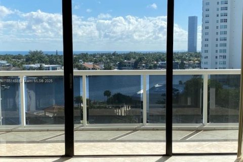 Condo in Aventura, Florida, 2 bedrooms  № 1857515 - photo 2