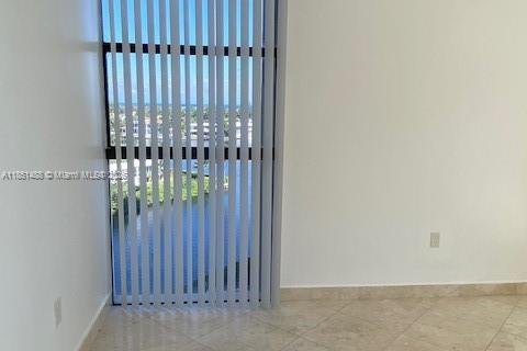 Condo in Aventura, Florida, 2 bedrooms  № 1857515 - photo 10
