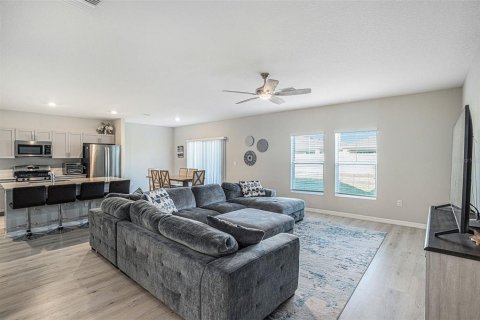 Casa en venta en Fish Hawk, Florida, 4 dormitorios, 213.58 m2 № 2110075 - foto 6