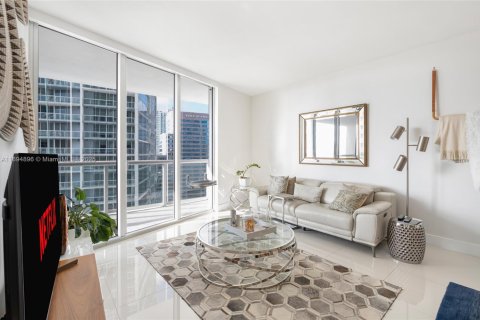 Condominio en venta en Miami, Florida, 1 dormitorio, 75.81 m2 № 2090863 - foto 4
