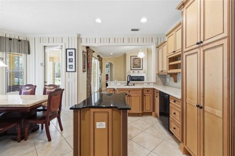 House in Longwood, Florida 3 bedrooms, 240.34 sq.m. № 2167682 - photo 16