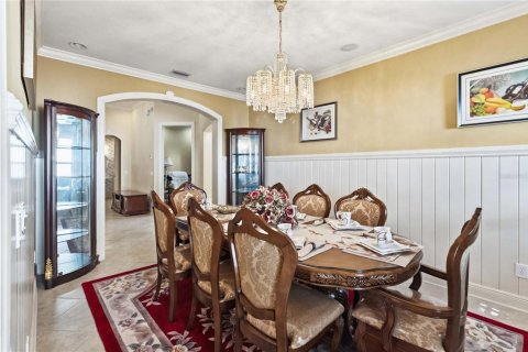 House in Longwood, Florida 3 bedrooms, 240.34 sq.m. № 2167682 - photo 20