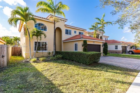 Casa en venta en Homestead, Florida, 4 dormitorios, 209.59 m2 № 2032924 - foto 3