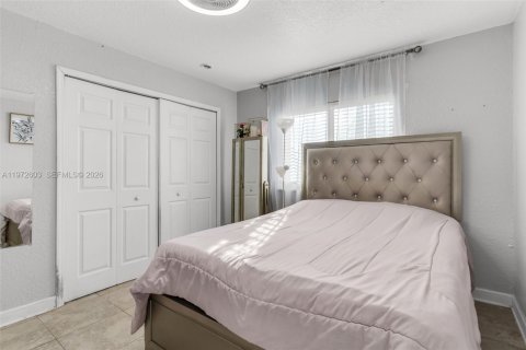 Casa en venta en Homestead, Florida, 4 dormitorios, 209.59 m2 № 2032924 - foto 22