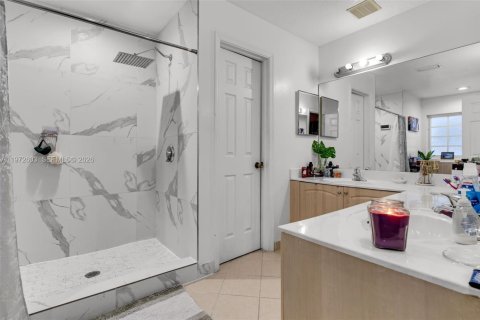 Casa en venta en Homestead, Florida, 4 dormitorios, 209.59 m2 № 2032924 - foto 26