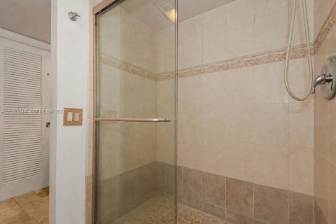Condo in Fort Lauderdale, Florida, 3 bedrooms  № 2300785 - photo 19