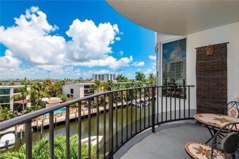 Condo in Fort Lauderdale, Florida, 3 bedrooms  № 2300785 - photo 29