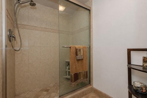 Condo in Fort Lauderdale, Florida, 3 bedrooms  № 2300785 - photo 28
