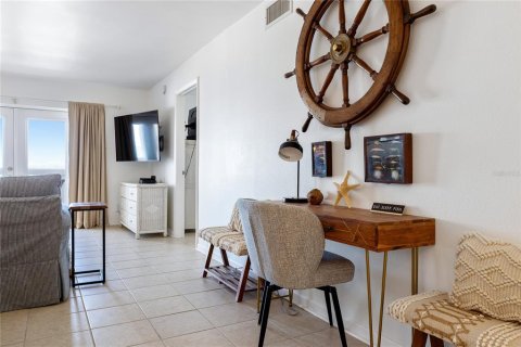 Condominio en alquiler en Saint Pete Beach, Florida, 2 dormitorios, 93.83 m2 № 1245939 - foto 19