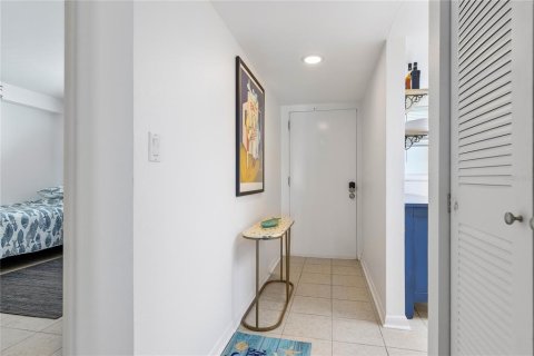 Condominio en alquiler en Saint Pete Beach, Florida, 2 dormitorios, 93.83 m2 № 1245939 - foto 9