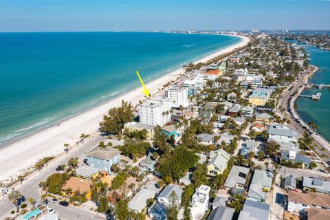 Condominio en alquiler en Saint Pete Beach, Florida, 2 dormitorios, 93.83 m2 № 1245939 - foto 11