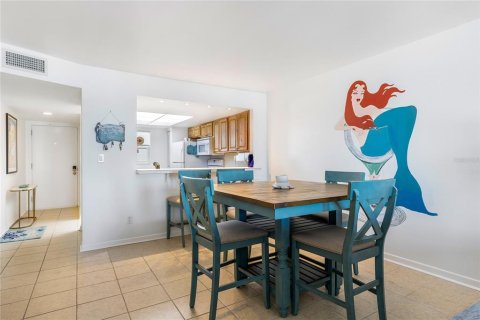 Condominio en alquiler en Saint Pete Beach, Florida, 2 dormitorios, 93.83 m2 № 1245939 - foto 18
