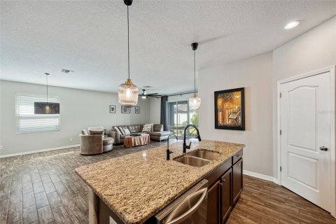House in Ruskin, Florida 4 bedrooms, 184.41 sq.m. № 1883275 - photo 11