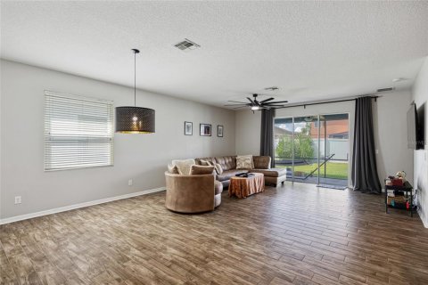House in Ruskin, Florida 4 bedrooms, 184.41 sq.m. № 1883275 - photo 6