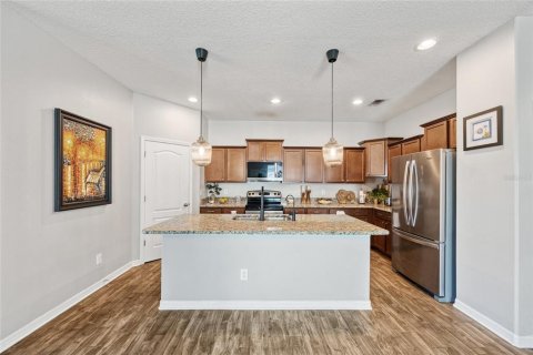 House in Ruskin, Florida 4 bedrooms, 184.41 sq.m. № 1883275 - photo 9