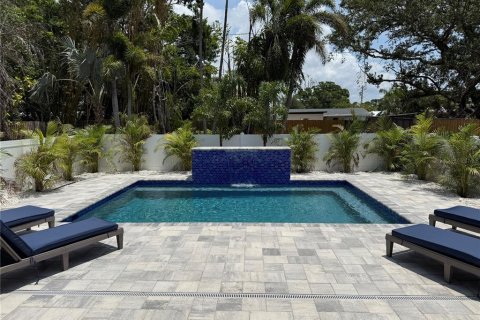 House in Bradenton, Florida 3 bedrooms, 109.25 sq.m. № 2396272 - photo 3