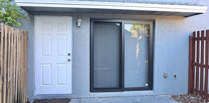 Condominio en Boynton Beach, Florida, 2 dormitorios № 1172511