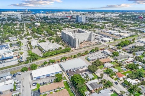 Commercial property in Fort Lauderdale, Florida № 2027605 - photo 20