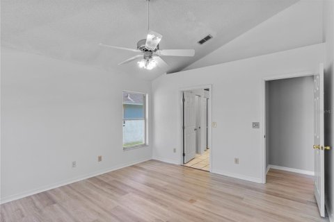 Villa ou maison à vendre à Tampa, Floride: 3 chambres, 133.41 m2 № 2388597 - photo 12
