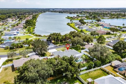 House in Apollo Beach, Florida 4 bedrooms, 195.56 sq.m. № 1876792 - photo 10
