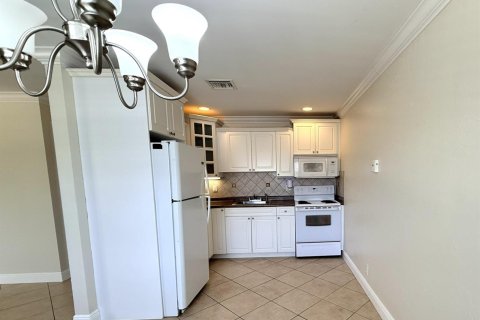 Apartamento en alquiler en North Palm Beach, Florida, 1 dormitorio, 87.79 m2 № 2087223 - foto 8