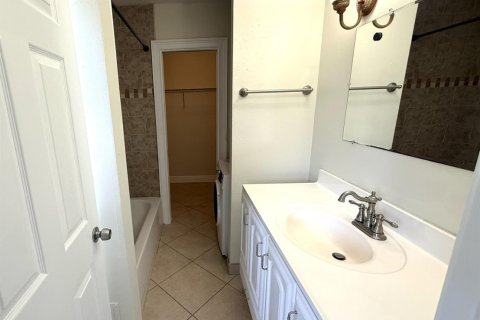 Apartamento en alquiler en North Palm Beach, Florida, 1 dormitorio, 87.79 m2 № 2087223 - foto 9