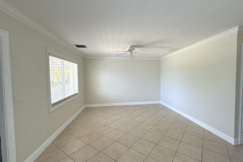 Apartamento en alquiler en North Palm Beach, Florida, 1 dormitorio, 87.79 m2 № 2087223 - foto 4