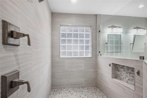 Villa ou maison à louer à Gainesville, Floride: 3 chambres, 165.09 m2 № 2410429 - photo 28