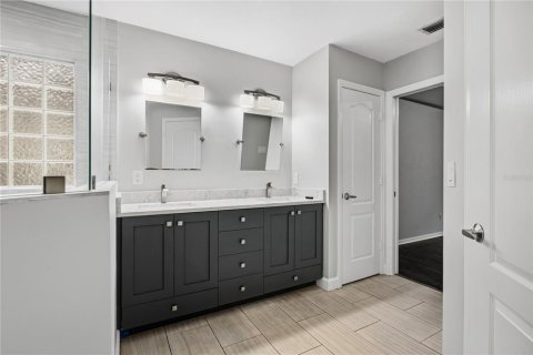 Villa ou maison à louer à Gainesville, Floride: 3 chambres, 165.09 m2 № 2410429 - photo 29