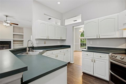 Villa ou maison à louer à Gainesville, Floride: 3 chambres, 165.09 m2 № 2410429 - photo 21