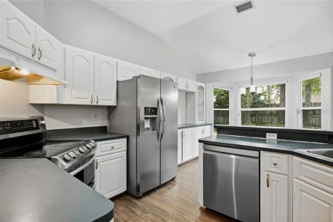 Villa ou maison à louer à Gainesville, Floride: 3 chambres, 165.09 m2 № 2410429 - photo 22
